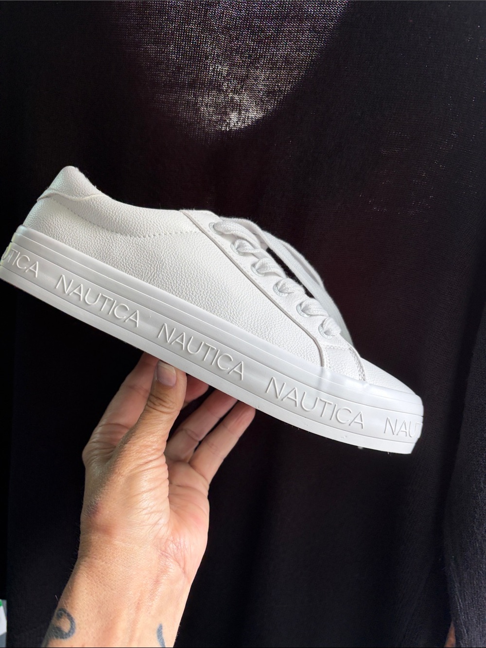 Nautica ladies White Low-Top Leather-Look Sneakers new without tags
